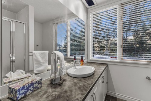 7-1017 Olympic Drive, Canmore, AB - Indoor Photo Showing Other Room