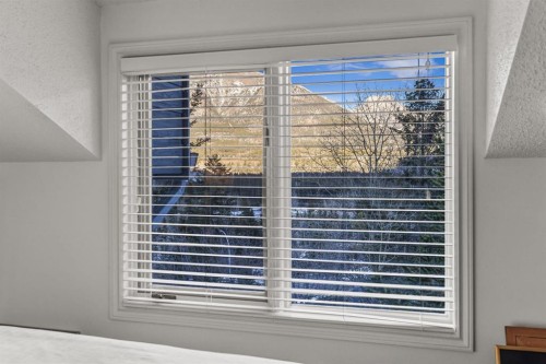 7-1017 Olympic Drive, Canmore, AB - Indoor Photo Showing Other Room