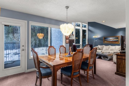 7-1017 Olympic Drive, Canmore, AB - Indoor Photo Showing Dining Room