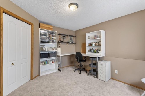 68 Coventry Green Ne, Calgary, AB - Indoor Photo Showing Office