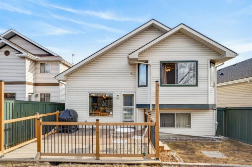 68 Coventry Green Ne, Calgary, AB - Outdoor