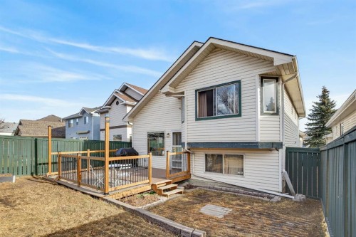 68 Coventry Green Ne, Calgary, AB - Outdoor