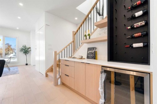 2105 7 Street Ne, Calgary, AB - Indoor Photo Showing Other Room