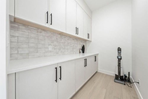 2755 Cannon Road Nw, Calgary, AB - Indoor