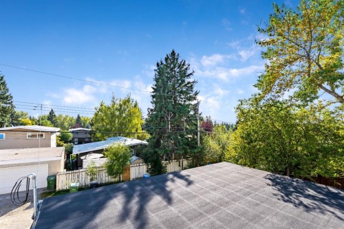 2755 Cannon Road Nw, Calgary, AB - Outdoor