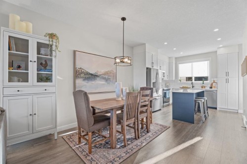 5 Larkspur Bend, Okotoks, AB - Indoor