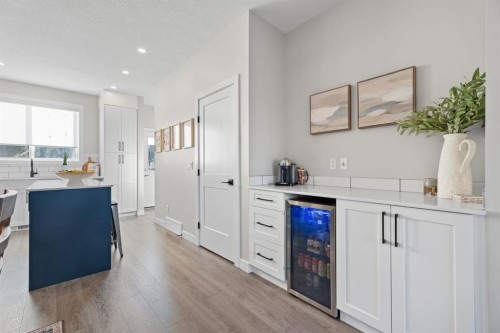 5 Larkspur Bend, Okotoks, AB - Indoor Photo Showing Other Room