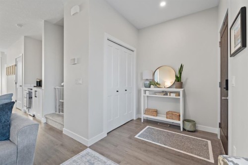 5 Larkspur Bend, Okotoks, AB - Indoor Photo Showing Other Room