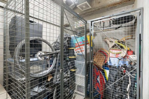 610-63 Inglewood Park Se, Calgary, AB - Indoor Photo Showing Other Room