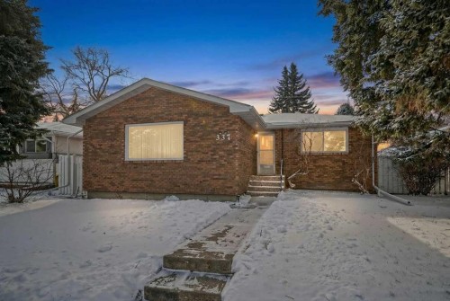 337 Capri Avenue Nw, Calgary, AB - Outdoor