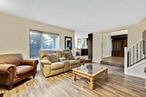 224 Macewan Ridge Close Nw, Calgary, AB - Indoor Photo Showing Living Room
