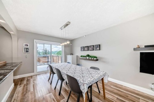 2415 9 Avenue Nw, Calgary, AB - Indoor Photo Showing Dining Room
