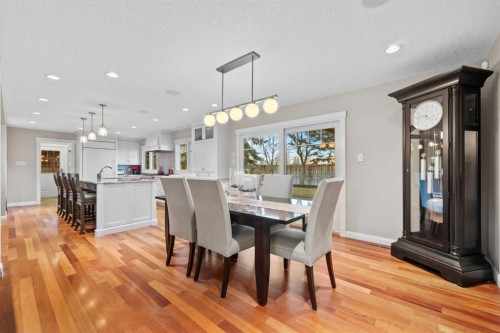 324 Willow Ridge Place Se, Calgary, AB - Indoor Photo Showing Dining Room