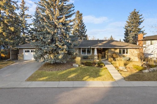 324 Willow Ridge Place Se, Calgary, AB - Outdoor With Facade