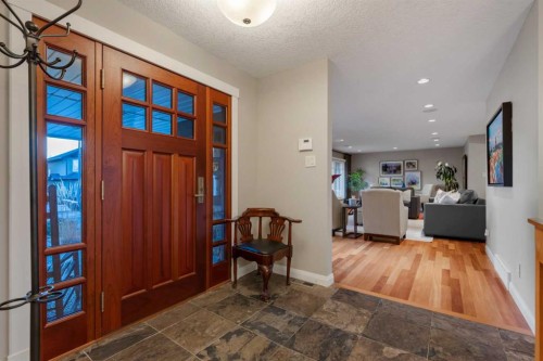 324 Willow Ridge Place Se, Calgary, AB - Indoor Photo Showing Other Room