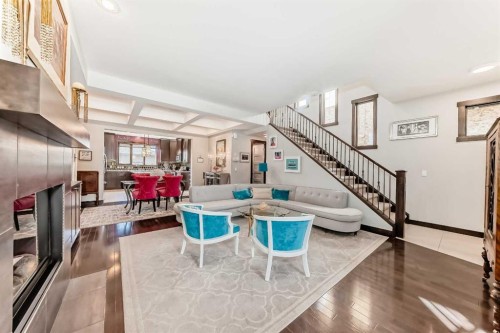 2213 27 Street Sw, Calgary, AB - Indoor Photo Showing Other Room