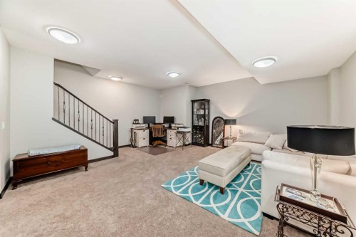 2213 27 Street Sw, Calgary, AB - Indoor