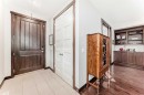 2213 27 Street Sw, Calgary, AB  - Indoor Photo Showing Other Room 
