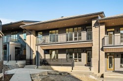 609 Sovereign Common SW Calgary, AB T3C 3Y3