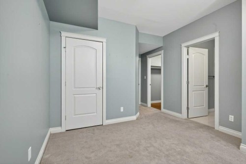 513 31 Street Nw, Calgary, AB - Indoor Photo Showing Other Room