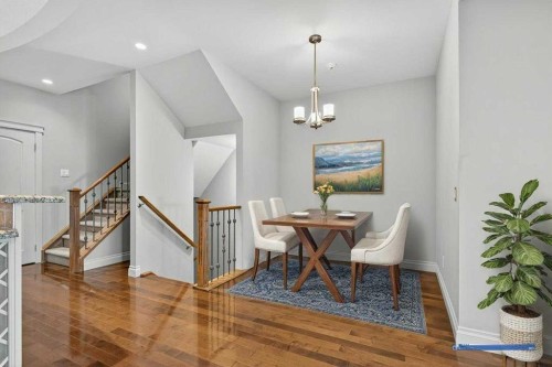 513 31 Street Nw, Calgary, AB - Indoor Photo Showing Dining Room