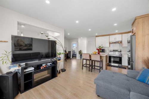 123 Radley Place Se, Calgary, AB - Indoor Photo Showing Living Room
