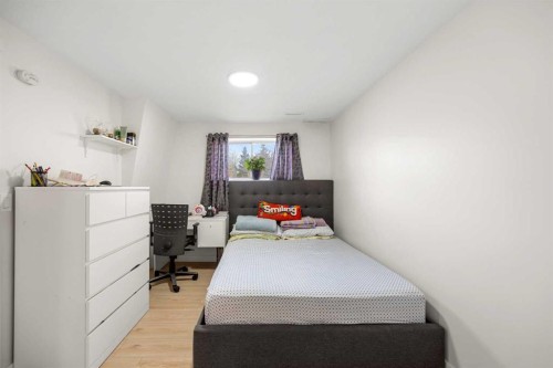 123 Radley Place Se, Calgary, AB - Indoor Photo Showing Bedroom
