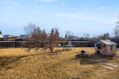 123 Radley Place Se, Calgary, AB - Outdoor