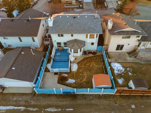 107 Pasadena Green Ne, Calgary, AB - Outdoor