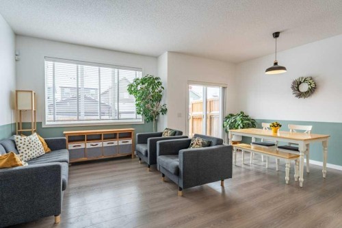 74 Evansridge Crescent Nw, Calgary, AB - Indoor Photo Showing Living Room