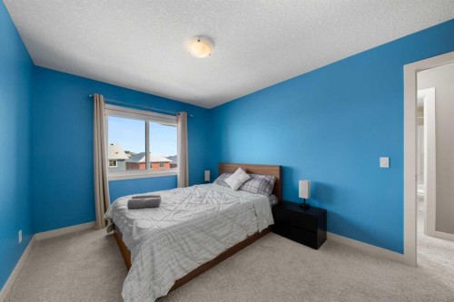 151 Heritage View, Cochrane, AB 