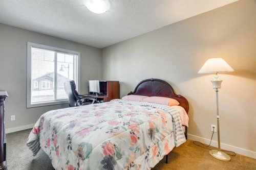 95 Evansdale Common Nw, Calgary, AB - Indoor Photo Showing Bedroom