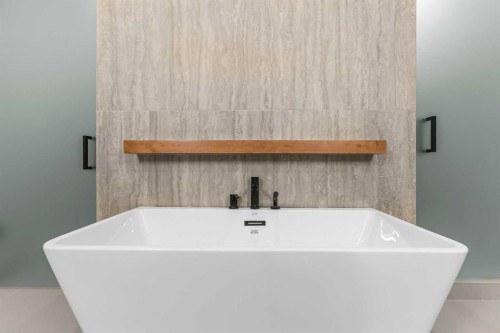 28 Blue Grouse Ridge, Canmore, AB - Indoor Photo Showing Bathroom