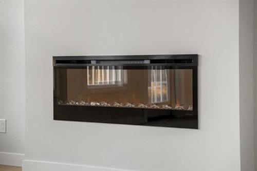 63 Creekstone Common Sw, Calgary, AB - Indoor Photo Showing Other Room