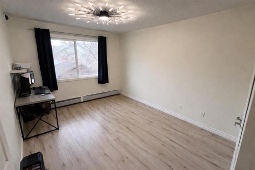 104-1817 14A Street Sw, Calgary, AB - Indoor Photo Showing Other Room