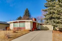 10712 Mapleshire Crescent SE Calgary, AB T2J 1Y9