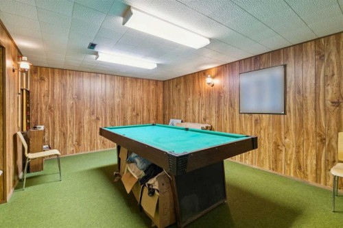 10712 Mapleshire Crescent Se, Calgary, AB - Indoor Photo Showing Other Room