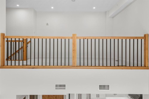 405-1505 Spring Creek Gate, Canmore, AB - Indoor Photo Showing Other Room