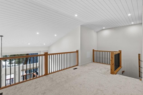 405-1505 Spring Creek Gate, Canmore, AB - Indoor Photo Showing Other Room