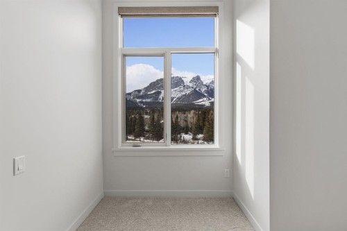 405-1505 Spring Creek Gate, Canmore, AB - Indoor Photo Showing Other Room