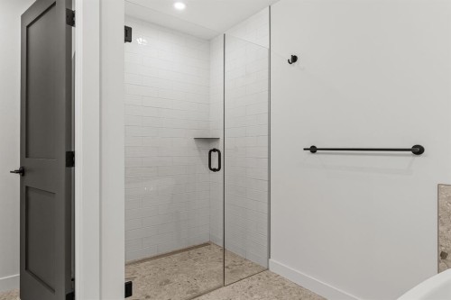 405-1505 Spring Creek Gate, Canmore, AB - Indoor Photo Showing Other Room