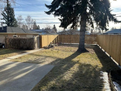 2103 Milne Drive Ne, Calgary, AB - Outdoor