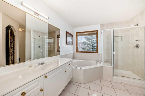 66 Tuscany Hills Point Nw, Calgary, AB - Indoor Photo Showing Bathroom