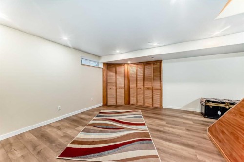 66 Tuscany Hills Point Nw, Calgary, AB - Indoor Photo Showing Other Room