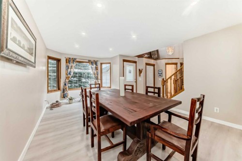 66 Tuscany Hills Point Nw, Calgary, AB - Indoor Photo Showing Dining Room
