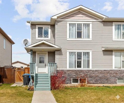 1552 Mcalpine Street  Carstairs, AB T0M 0N0