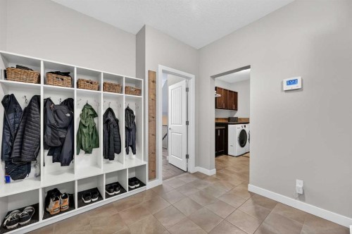 143 Cranarch Crescent Se, Calgary, AB - Indoor