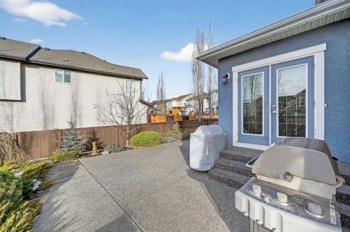 143 Cranarch Crescent Se, Calgary, AB - Outdoor