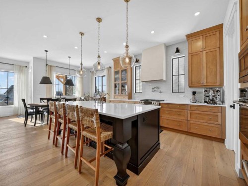 29 Highwood Drive  Okotoks, AB T1S 5S3