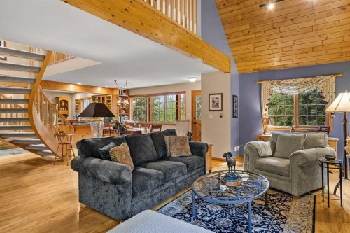 216 Bow River Drive, Harvie Heights, AB - Indoor Photo Showing Living Room